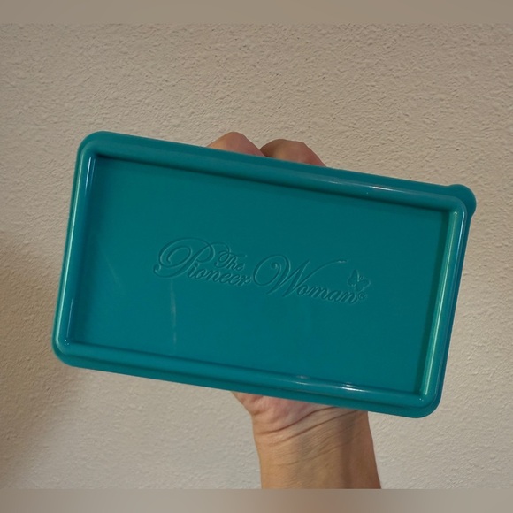 Pioneer woman Vintage style floral handle metal standing cheese grater - Picture 2 of 6